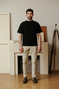 T-Shirt - שחור