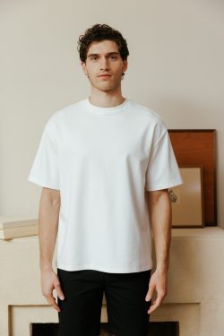 T-Shirt - לבן