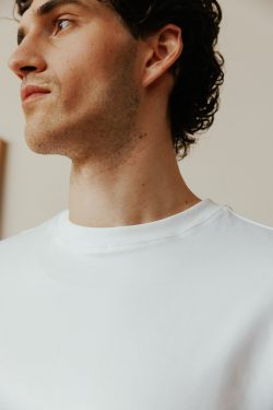 ⁦T-Shirt - לבן⁩ – תמונה ⁦4⁩