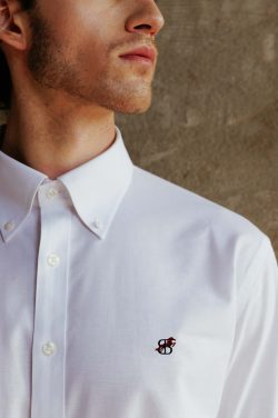 ⁦חולצת אוקספורד Regular Fit - לבן⁩ – תמונה ⁦2⁩