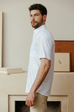 ⁦חולצה Classic - לבן⁩ – תמונה ⁦7⁩