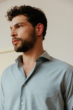 ⁦חולצה Classic - טורקיז⁩ – תמונה ⁦4⁩