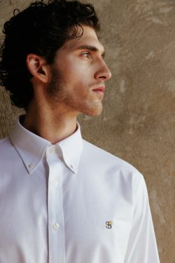 ⁦חולצה מכופתרת Regular Fit - לבן⁩ – תמונה ⁦6⁩